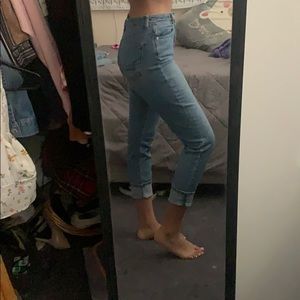 very cute vintage mom jeans